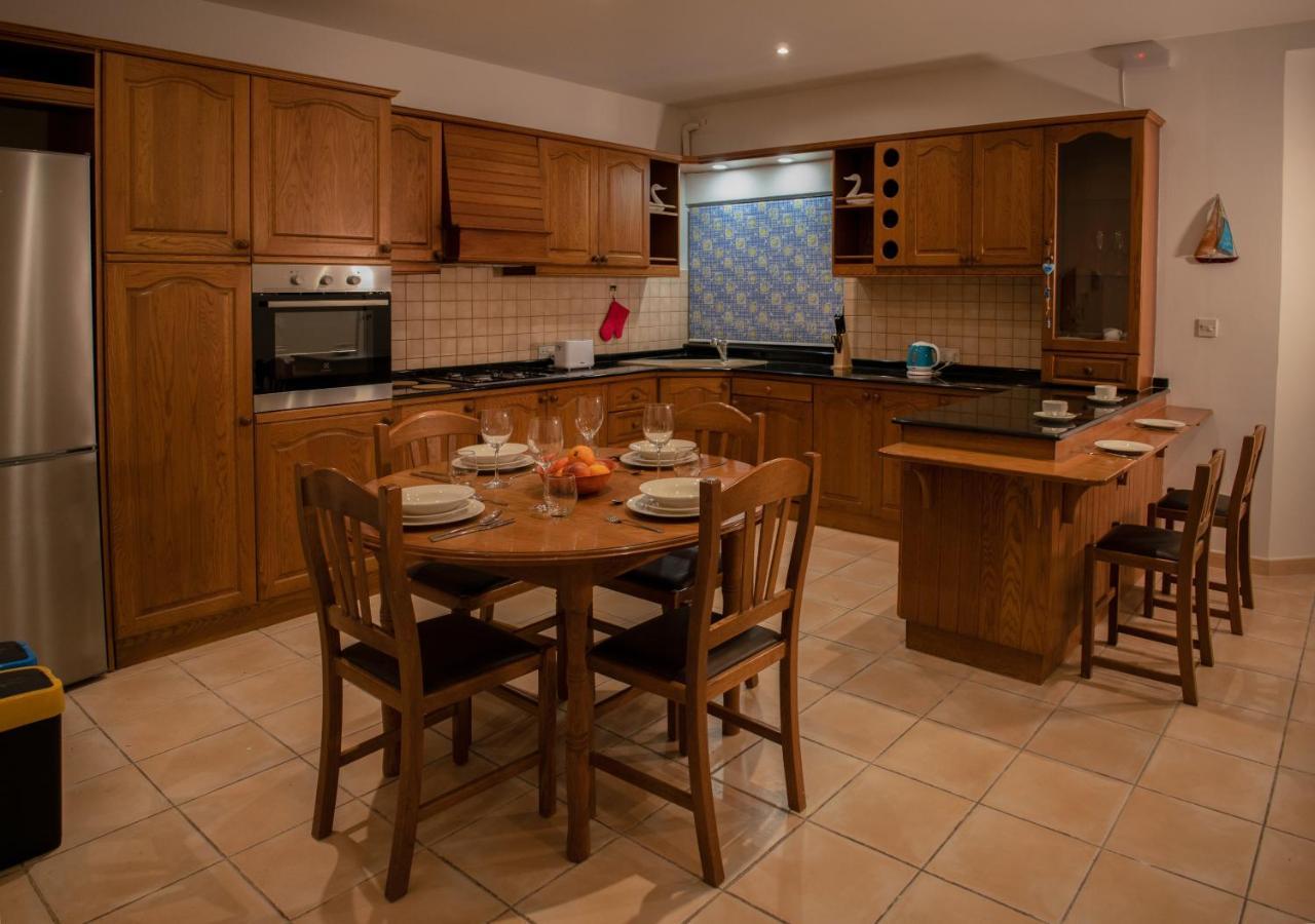 Spacious 3 Bedroom Apartment In Marsascala Марсаскала Экстерьер фото